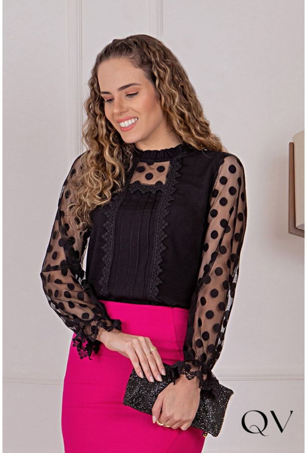 BLUSA VISCOSE MANGAS TULE POÁ PRETO - PURO SHARMY
