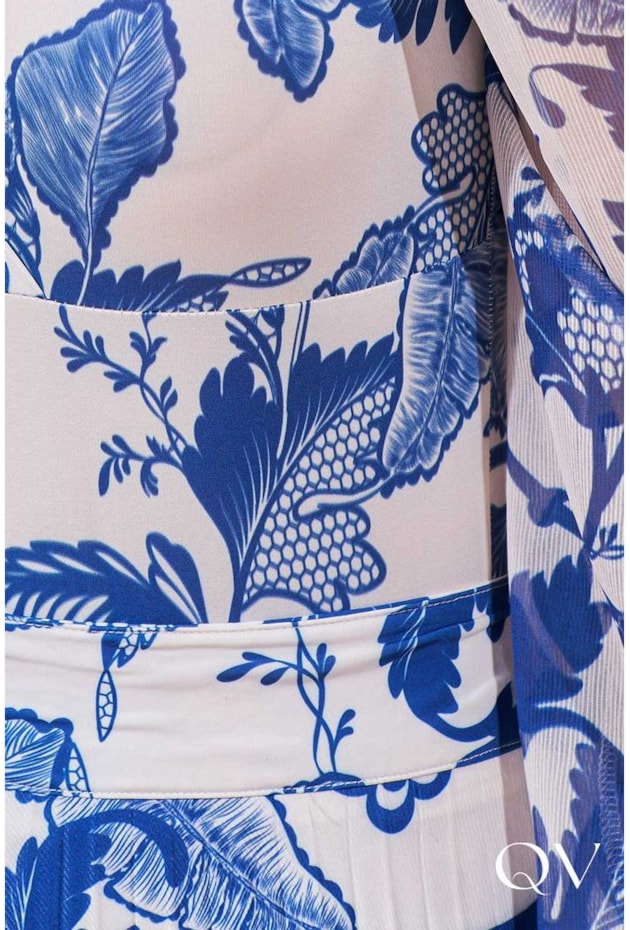 BODY ESTAMPA EXCLUSIVA FLORAL AZUL - TITANIUM JEANS BODY ESTAMPA EXCLUSIVA FLORAL AZUL - TITANIUM JEANS