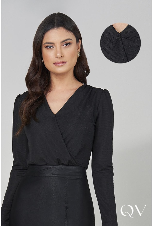 BODY MALHA COM TRANSPASSE PRETO - TITANIUM JEANS BODY MALHA COM TRANSPASSE PRETO - TITANIUM JEANS