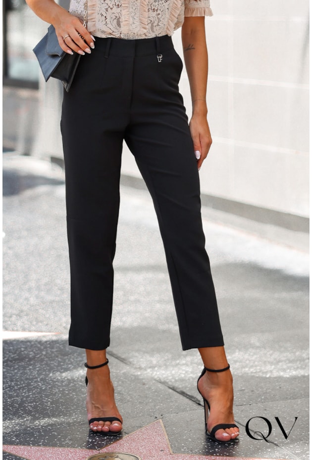 CALÇA ALFAIATARIA FENDA LATERAL PRETO - LUZIA FAZZOLLI