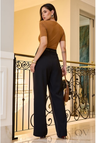 CALÇA COM DETALHE NO CÓS EM ALFAIATARIA PRETO - LUZIA FAZZOLLI