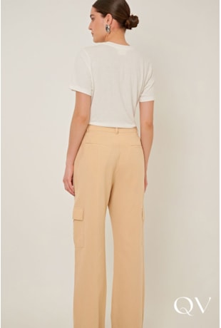 CALÇA EM CAMBRAIA DE LINHO AREIA - LINDA DE MORRER CALÇA EM CAMBRAIA DE LINHO AREIA - LINDA DE MORRER
