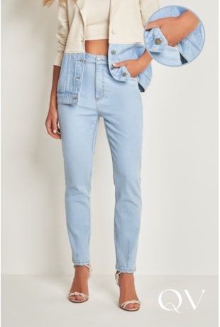 CALÇA EM JEANS CLARO - DOCE TRAMA