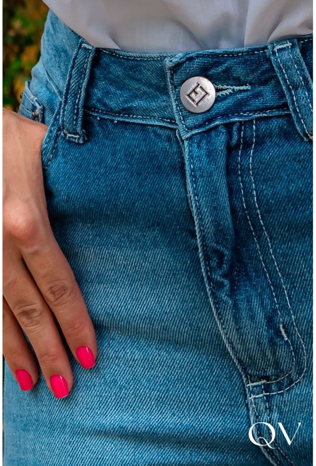 CALÇA JEANS COM PASSANTES - LUZIA FAZZOLLI CALÇA JEANS COM PASSANTES - LUZIA FAZZOLLI