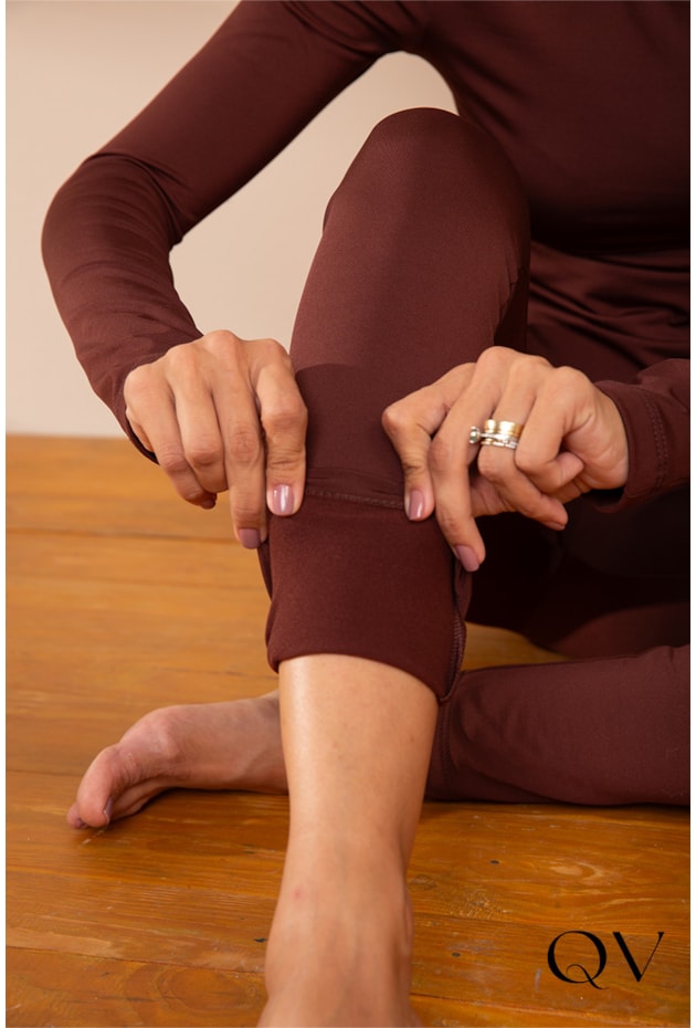 CALÇA LEGGING EM MALHA TÉRMICA MARROM - LEKAZIS CALÇA LEGGING EM MALHA TÉRMICA MARROM - LEKAZIS