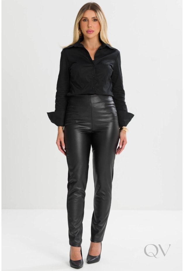 CALÇA MONTARIA EM VISCOSE E PU PRETO - TLIC RIO