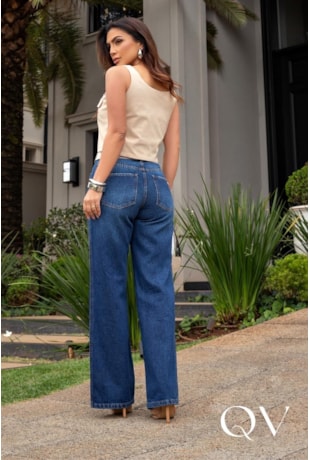 CALÇA RETA COM PREGAS EM JEANS AZUL - LUZIA FAZZOLLI