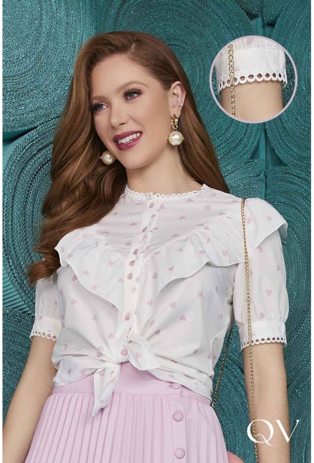 CAMISA BABADOS E CORAÇÃO ROSA - FASCÍNIUS CAMISA BABADOS E CORAÇÃO ROSA - FASCÍNIUS