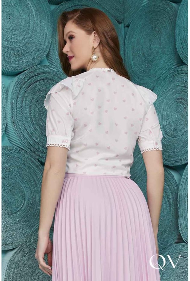 CAMISA BABADOS E CORAÇÃO ROSA - FASCÍNIUS CAMISA BABADOS E CORAÇÃO ROSA - FASCÍNIUS