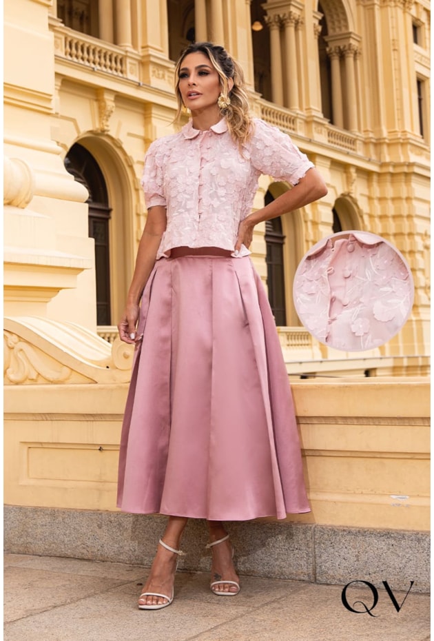 CAMISA CHIFFON APLICAÇÃO FLORAL ROSÊ - LUZIA FAZZOLLI CAMISA CHIFFON APLICAÇÃO FLORAL ROSÊ - LUZIA FAZZOLLI