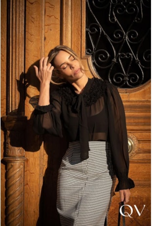 CAMISA CHIFFON COM FRU FRU PRETO - LUZIA FAZZOLLI