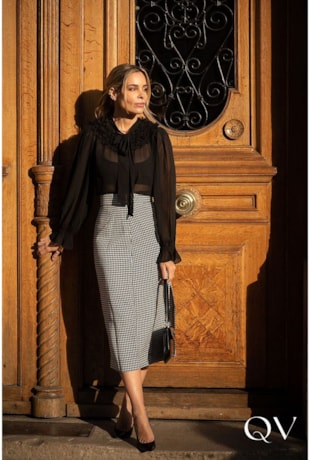 CAMISA CHIFFON COM FRU FRU PRETO - LUZIA FAZZOLLI CAMISA CHIFFON COM FRU FRU PRETO - LUZIA FAZZOLLI