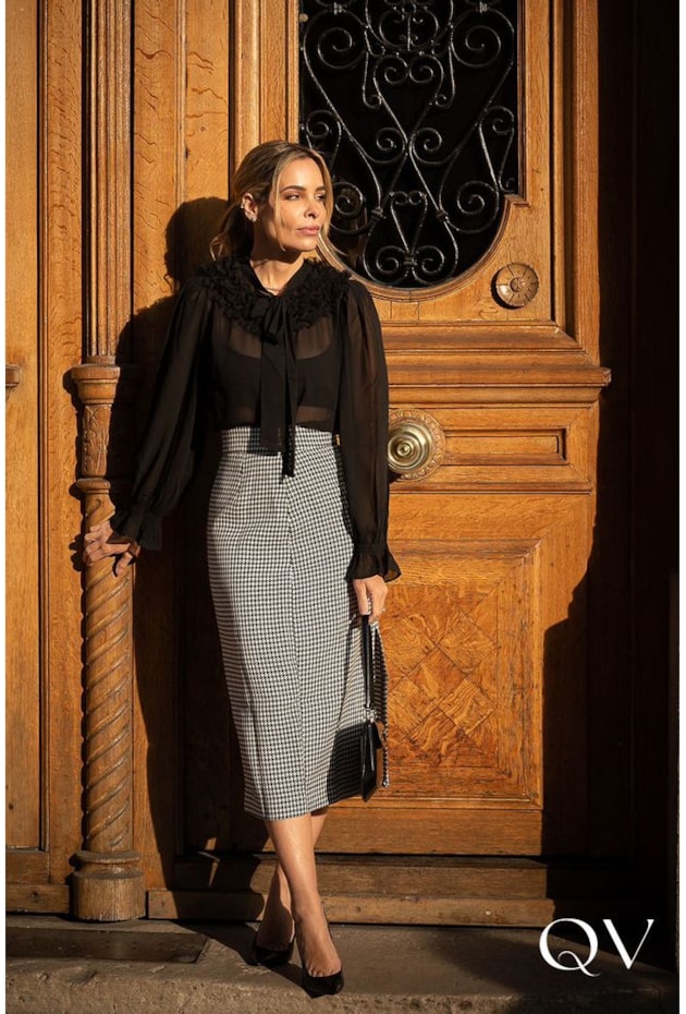 CAMISA CHIFFON COM FRU FRU PRETO - LUZIA FAZZOLLI CAMISA CHIFFON COM FRU FRU PRETO - LUZIA FAZZOLLI