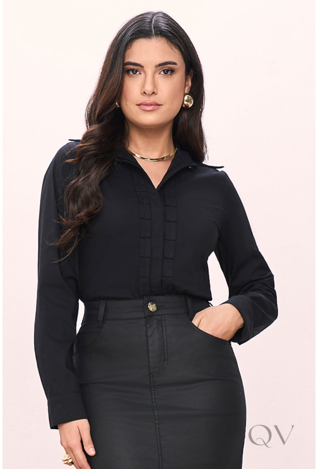 CAMISA COM DETALHE DE PREGAS EM TRICOLINE PRETO - TITANIUM JEANS