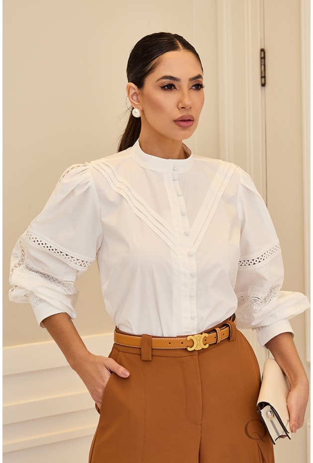 CAMISA COM ENTREMEIOS EM TRICOLINE OFF WHITE - LUZIA FAZZOLLI