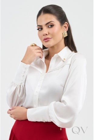 Produto CAMISA COM RECORTE ACETINADA OFF WHITE - VIA TOLENTINO
