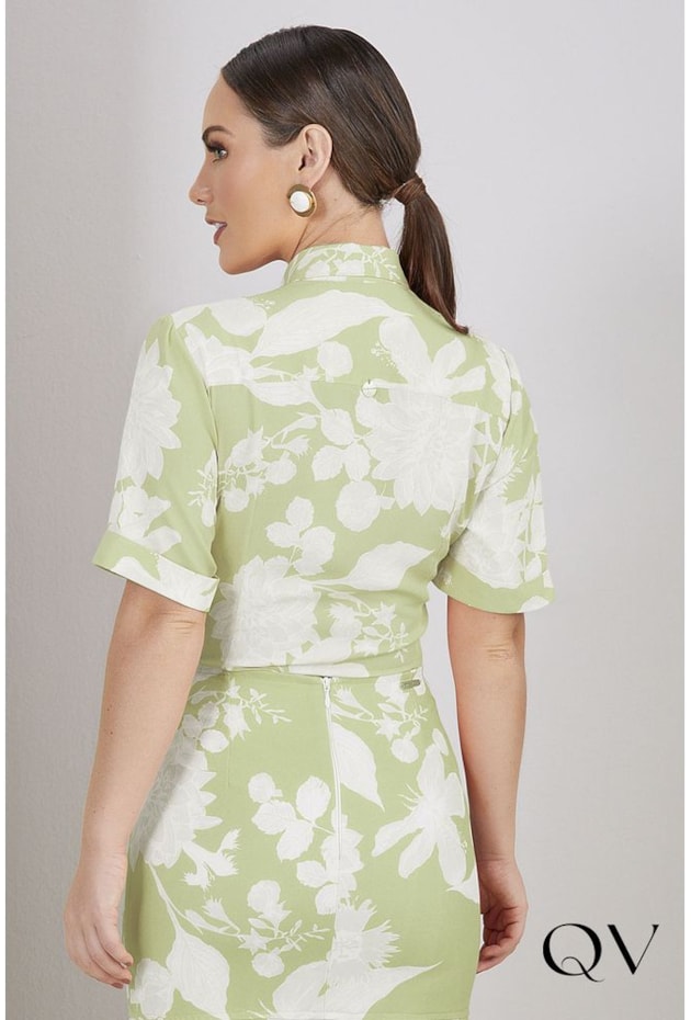 CAMISA CREPE ESTAMPA COM BOLSOS VERDE - TITANIUM JEANS CAMISA CREPE ESTAMPA COM BOLSOS VERDE - TITANIUM JEANS