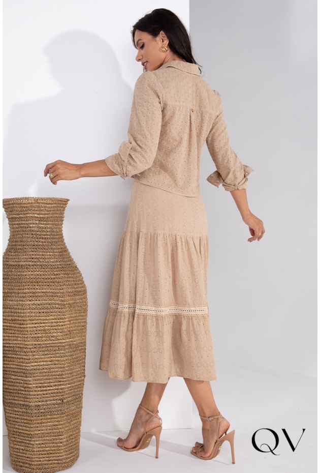 CAMISA CROPPED LAISE BORDADO BEGE - LEKAZIS CAMISA CROPPED LAISE BORDADO BEGE - LEKAZIS