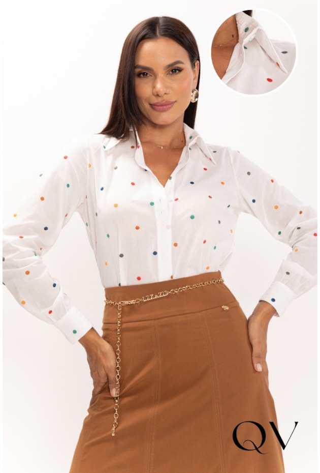 CAMISA EM CAMBRAIA BORDADA EM POÁS OFF WHITE - LEKAZIS