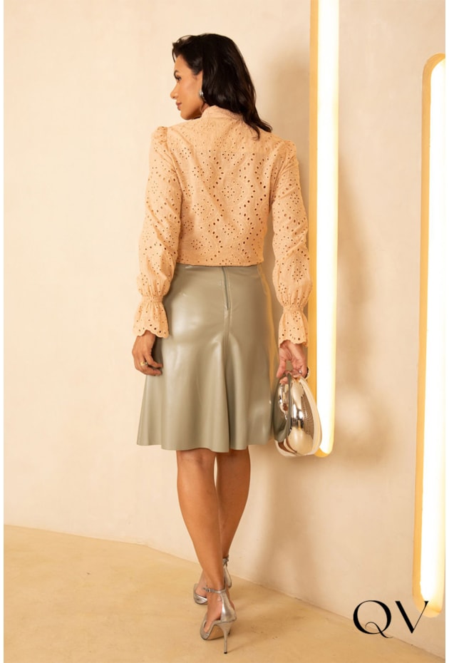 CAMISA EM LAISE AMARELO OCRE - JANY PIM  CAMISA EM LAISE AMARELO OCRE - JANY PIM