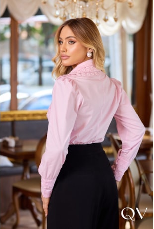 CAMISA EM TRICOLINE COM RENDA E GUIPIR ROSA - DOCE MARIA