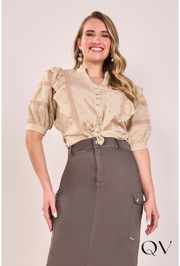 CAMISA EM VISCOSE BEGE - FASCÍNIUS CAMISA EM VISCOSE BEGE - FASCÍNIUS