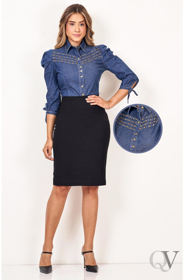 CAMISA JEANS COM APLICAÇÃO - VIA TOLENTINO CAMISA JEANS COM APLICAÇÃO - VIA TOLENTINO