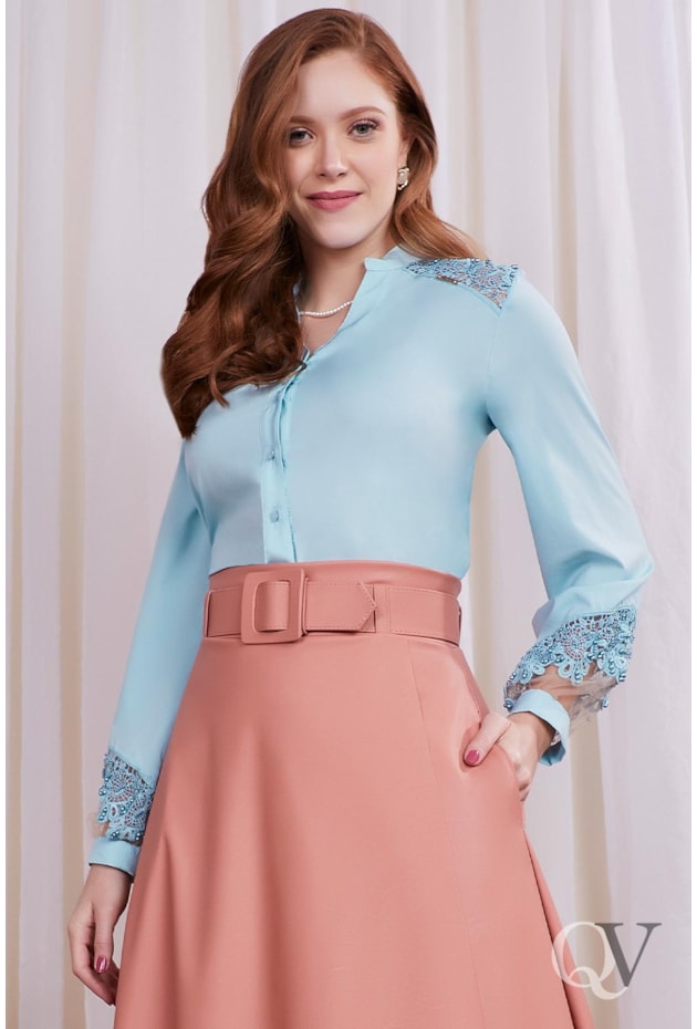 CAMISA RENDA E BORDADOS PÉROLAS AZUL - FASCÍNIUS CAMISA RENDA E BORDADOS PÉROLAS AZUL - FASCÍNIUS