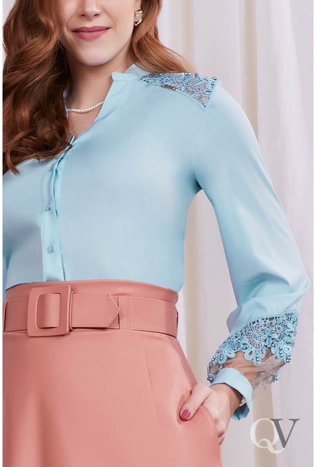 CAMISA RENDA E BORDADOS PÉROLAS AZUL - FASCÍNIUS CAMISA RENDA E BORDADOS PÉROLAS AZUL - FASCÍNIUS
