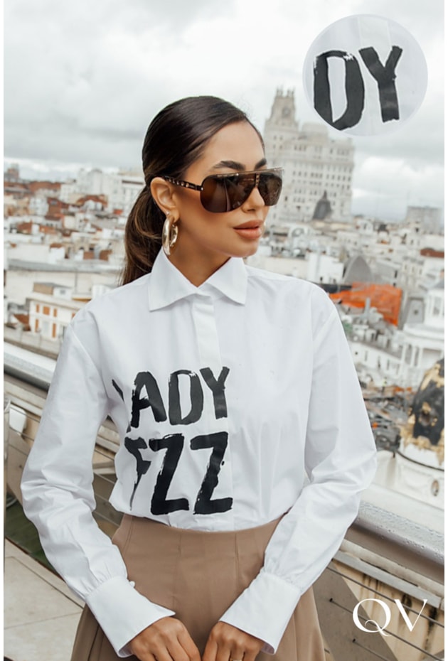 CAMISA RETA EM TRICOLINE BRANCO - LUZIA FAZZOLLI CAMISA RETA EM TRICOLINE BRANCO - LUZIA FAZZOLLI