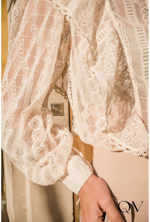 CAMISA TULE COM BABADOS BEGE - LUZIA FAZZOLLI CAMISA TULE COM BABADOS BEGE - LUZIA FAZZOLLI