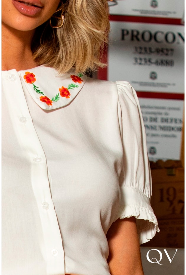CAMISA VISCOSE COM BORDADO NA GOLA OFF-WHITE - EVA BELLA CAMISA VISCOSE COM BORDADO NA GOLA OFF-WHITE - EVA BELLA