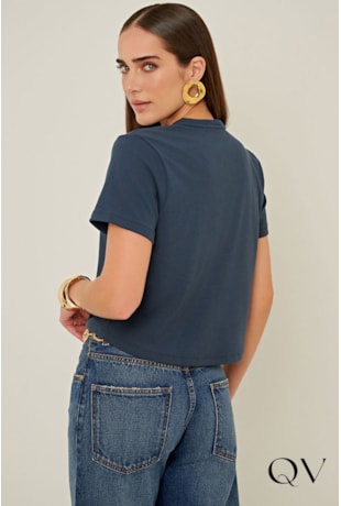 CAMISETA EM MALHA COM SILK BORDADO MARINHO - LINDA DE MORRER
