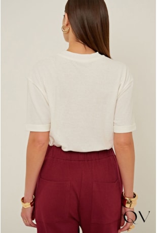 CAMISETA EM MALHA GAZE OFF WHITE - LINDA DE MORRER CAMISETA EM MALHA GAZE OFF WHITE - LINDA DE MORRER