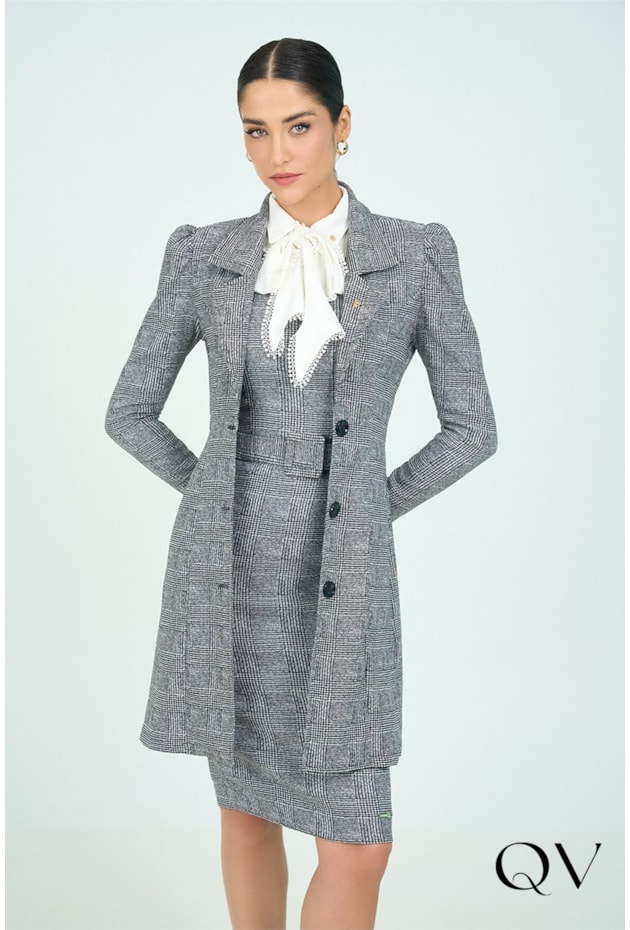 CASACO BENGALINE XADREZ COM BOTÕES - VIA TOLENTINO CASACO BENGALINE XADREZ COM BOTÕES - VIA TOLENTINO