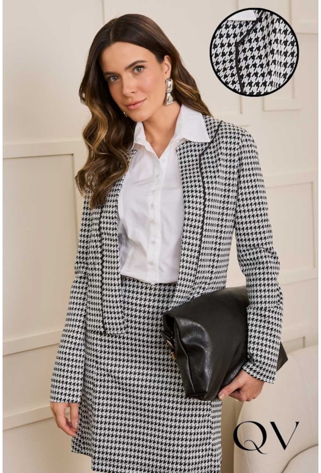 CASACO EM MALHA FIO TINTO COM ESTAMPA GEOMÉTRICA OFF-WHITE - JANY PIM CASACO EM MALHA FIO TINTO COM ESTAMPA GEOMÉTRICA OFF-WHITE - JANY PIM