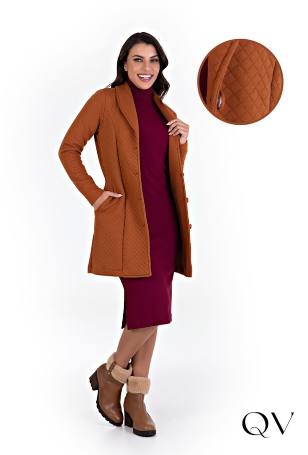 CASACO MATELASSÊ BOTÕES ENCAPADOS TERRACOTA - HAPUK CASACO MATELASSÊ BOTÕES ENCAPADOS TERRACOTA - HAPUK