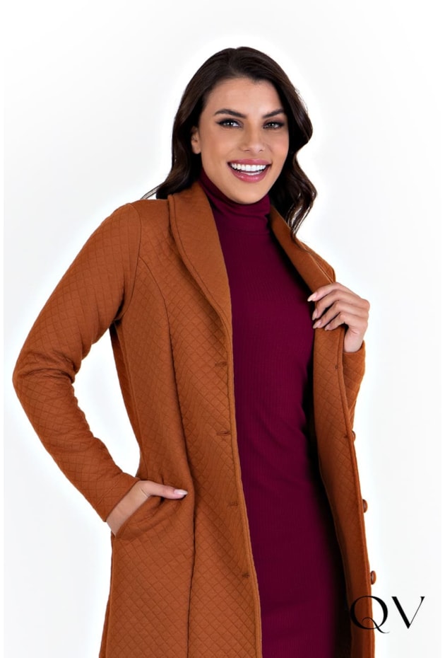 CASACO MATELASSÊ BOTÕES ENCAPADOS TERRACOTA - HAPUK CASACO MATELASSÊ BOTÕES ENCAPADOS TERRACOTA - HAPUK