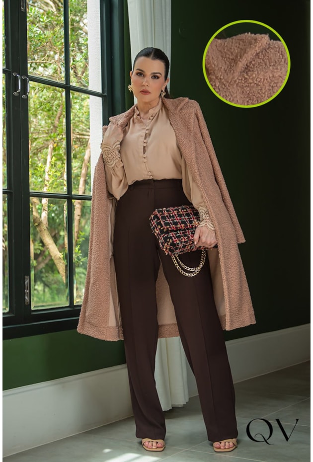 CASACO TECIDO TEDDY COM BOLSOS BEGE - LUZIA FAZZOLLI CASACO TECIDO TEDDY COM BOLSOS BEGE - LUZIA FAZZOLLI