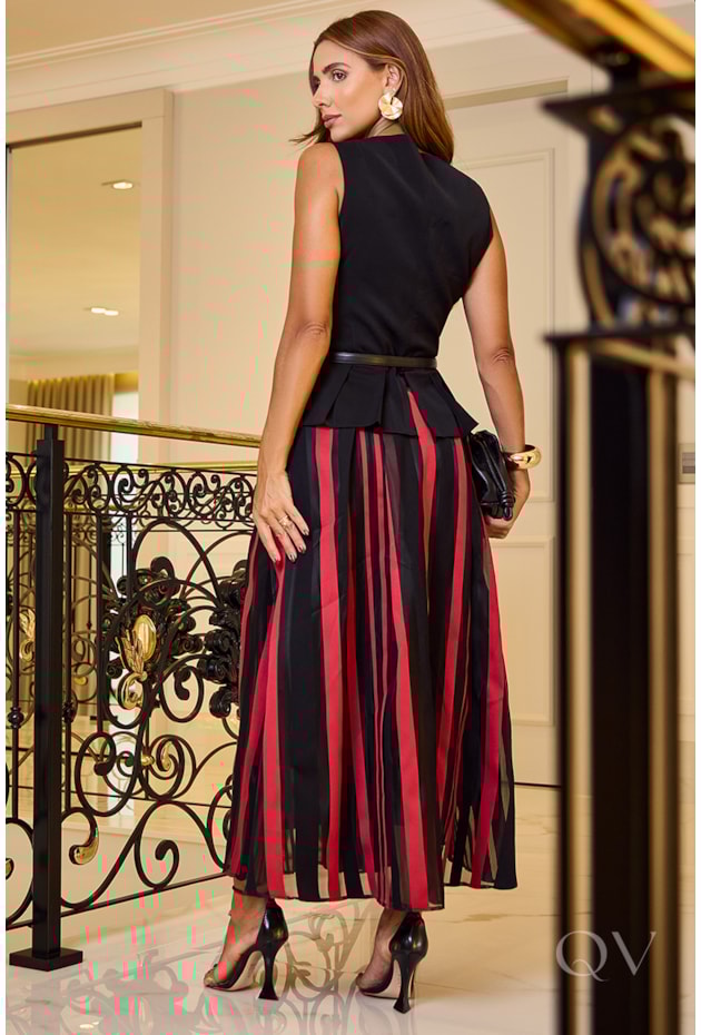 COLETE EM ALFAIATARIA PRETO - LUZIA FAZZOLLI