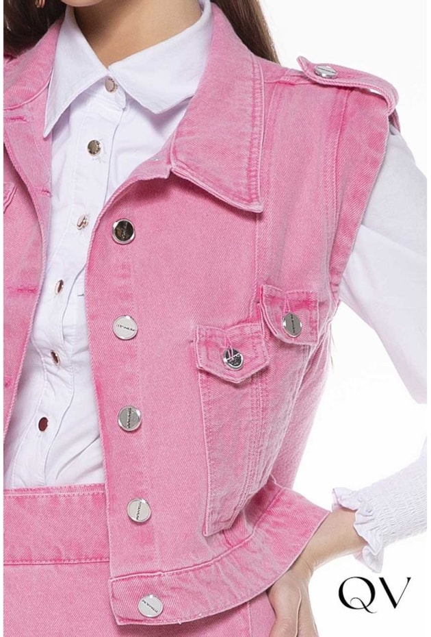 COLETE SARJA COLOR BOLSOS ROSA - TITANIUM JEANS COLETE SARJA COLOR BOLSOS ROSA - TITANIUM JEANS