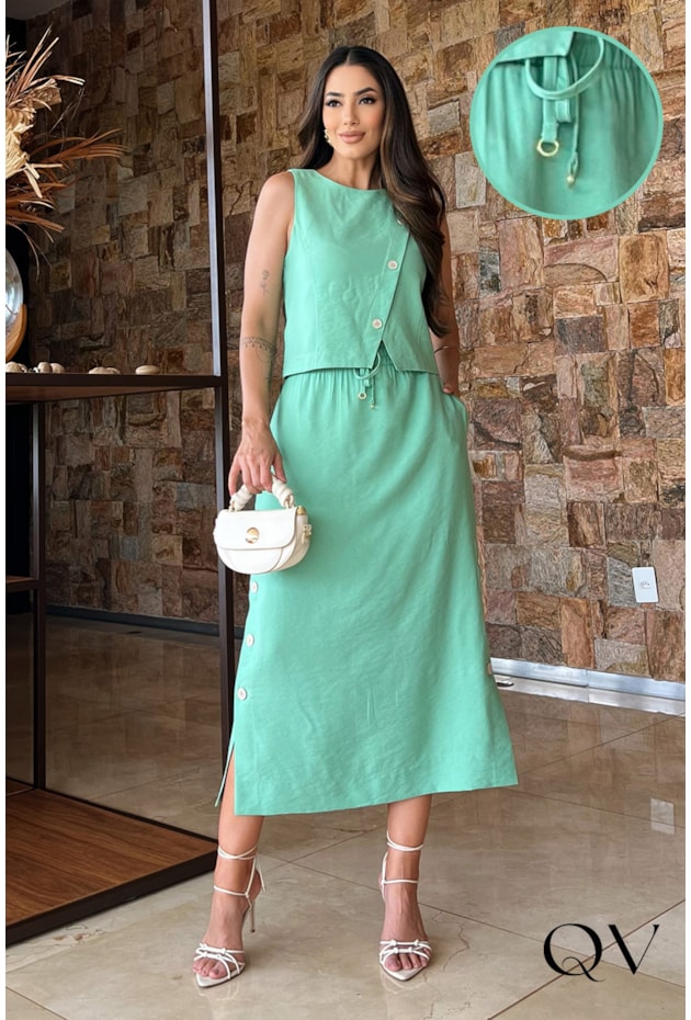 CONJUNTO ALAFAIATARIA COM BOTÕES VERDE - LUZIA FAZZOLLI CONJUNTO ALAFAIATARIA COM BOTÕES VERDE - LUZIA FAZZOLLI