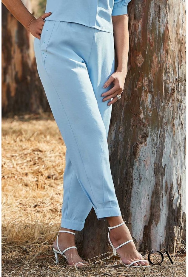 CONJUNTO ALFAIATARIA COM BOLSO BORDADO AZUL - LUZIA FAZZOLLI CONJUNTO ALFAIATARIA COM BOLSO BORDADO AZUL - LUZIA FAZZOLLI