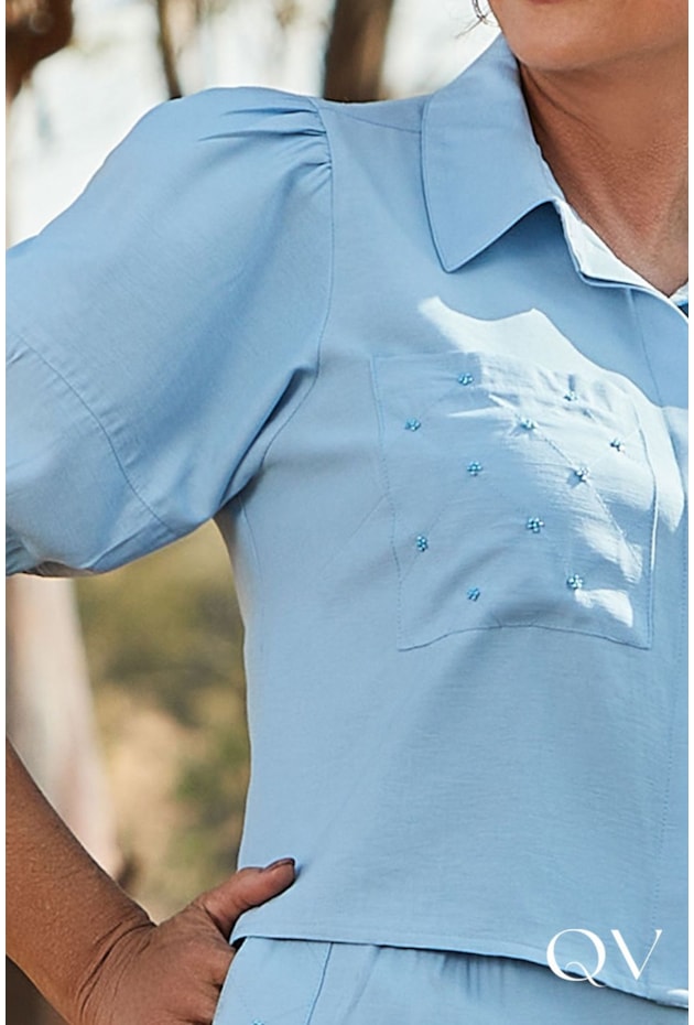 CONJUNTO ALFAIATARIA COM BOLSO BORDADO AZUL - LUZIA FAZZOLLI CONJUNTO ALFAIATARIA COM BOLSO BORDADO AZUL - LUZIA FAZZOLLI