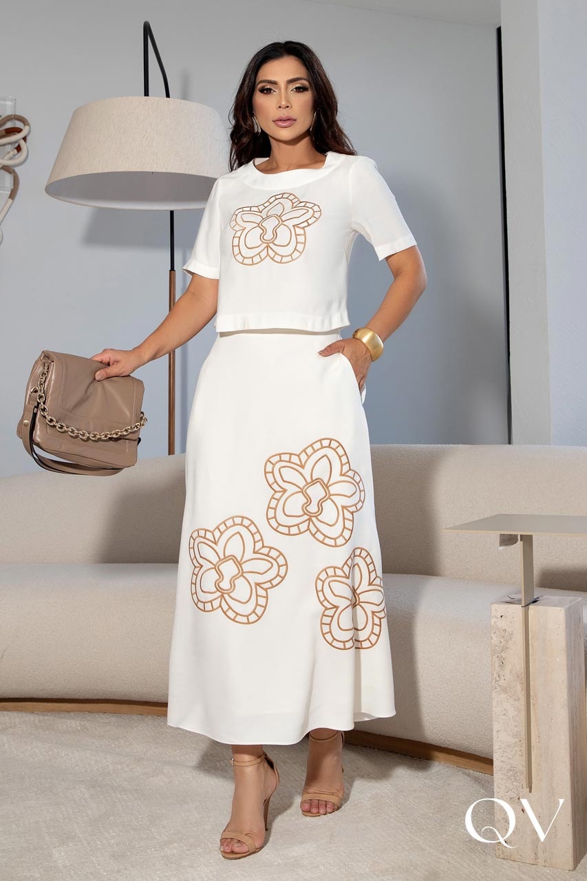 Conjunto Em Alfaiataria Bordado De Orquidea Off White Luzia