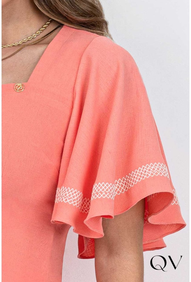 CONJUNTO EVASÊ BORDADO SALMÃO - VIA TOLENTINO CONJUNTO EVASÊ BORDADO SALMÃO - VIA TOLENTINO