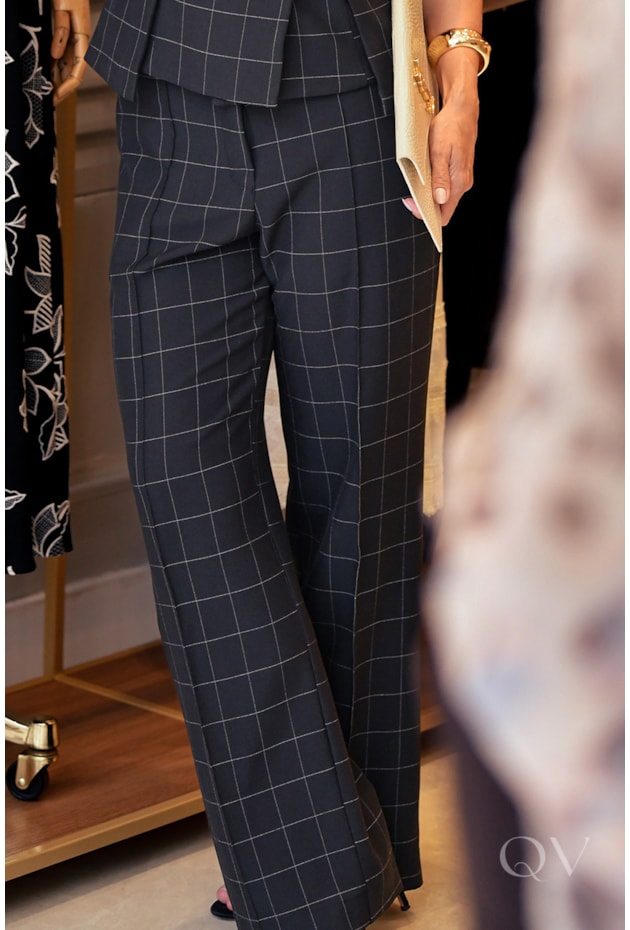 CONJUNTO LECLER EM ALFAIATARIA PRETO - LUZIA FAZZOLLI