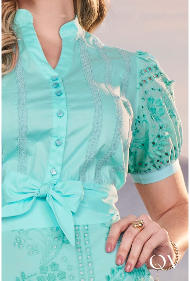 CONJUNTO MIDI COM ENTREMEIOS E GUIPPIR AZUL - FASCÍNIUS CONJUNTO MIDI COM ENTREMEIOS E GUIPPIR AZUL - FASCÍNIUS