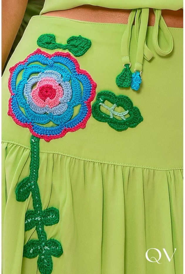 CONJUNTO MIDI CREPE COM BORDADO LIMA - LUZIA FAZZOLLI CONJUNTO MIDI CREPE COM BORDADO LIMA - LUZIA FAZZOLLI