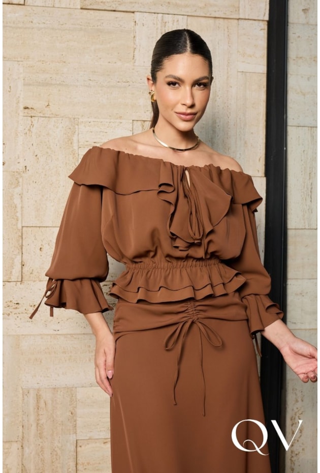 CONJUNTO MIDI EM CREPE ZEENA MOUCHA MOUSSE - DOCE MARIA